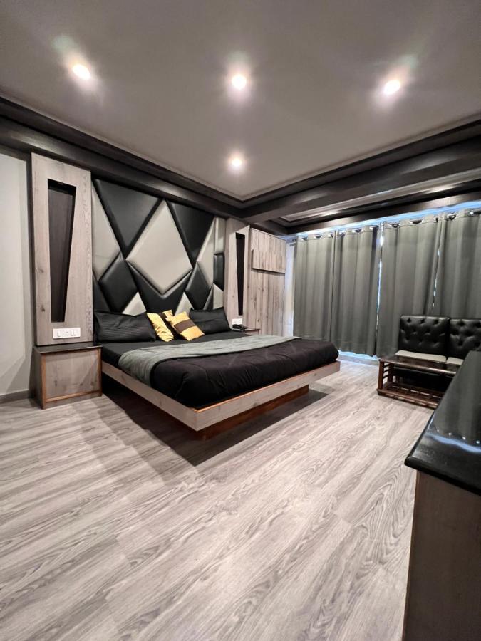 Hotel Victory At Mall Road Shimla Exterior foto